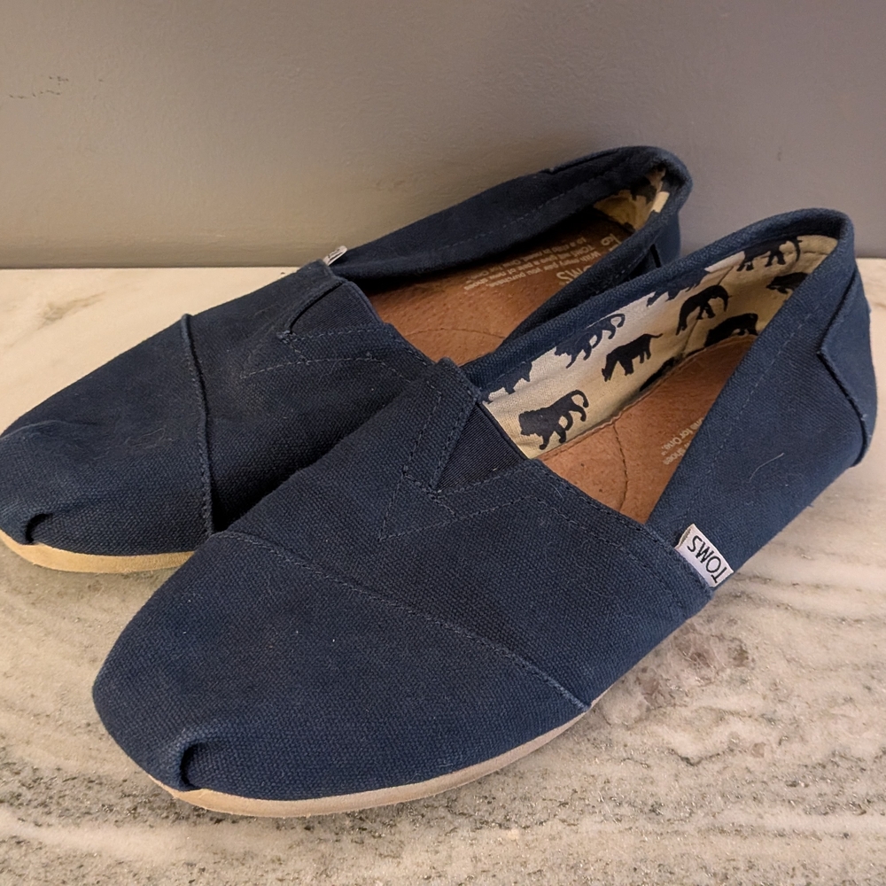 Toms Men's Size 9 Navy Blue Canvas Slip-Ons - Picture 2 of 5
